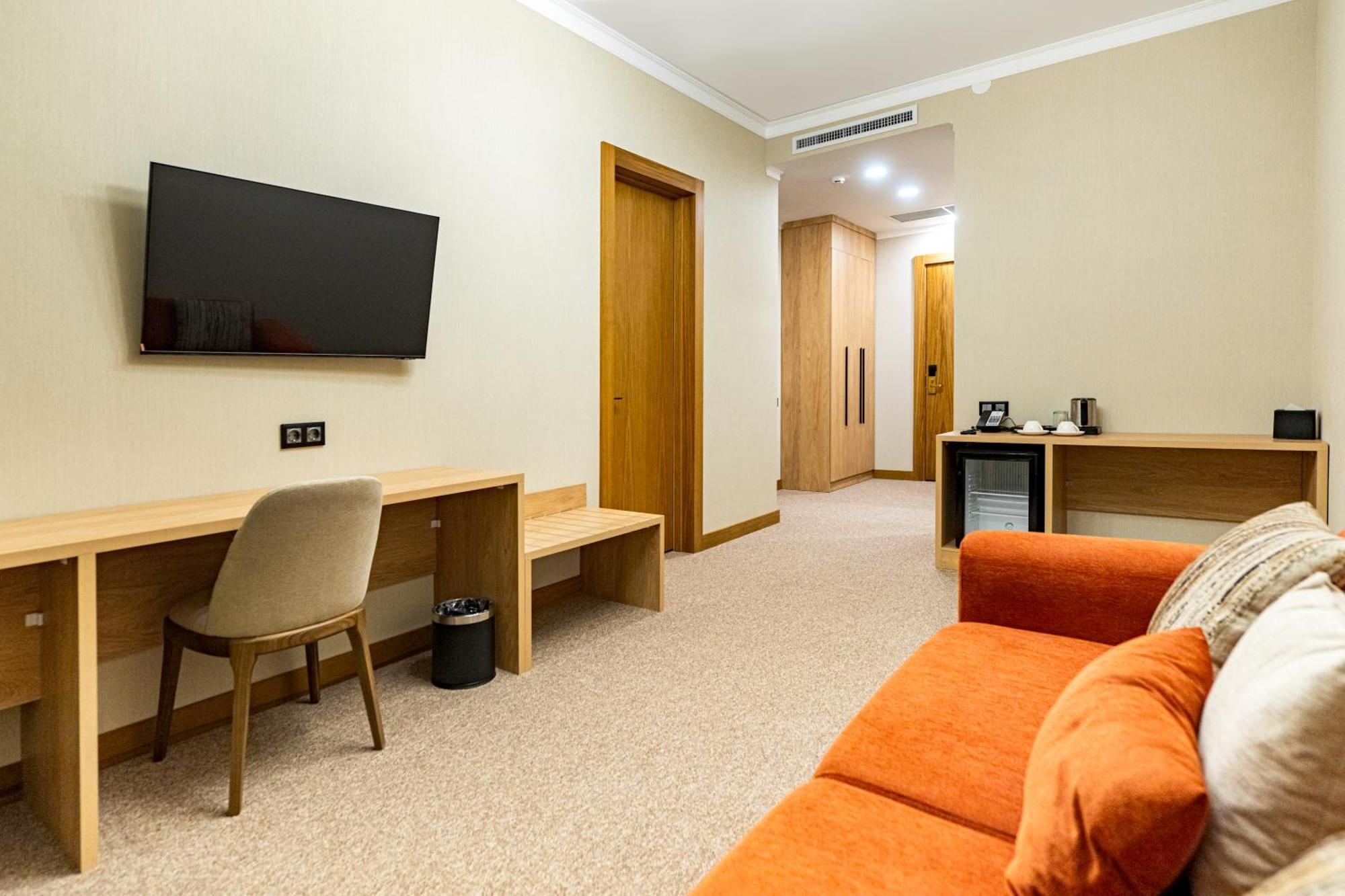 Mardan Hotel شيمكنت المظهر الخارجي الصورة
